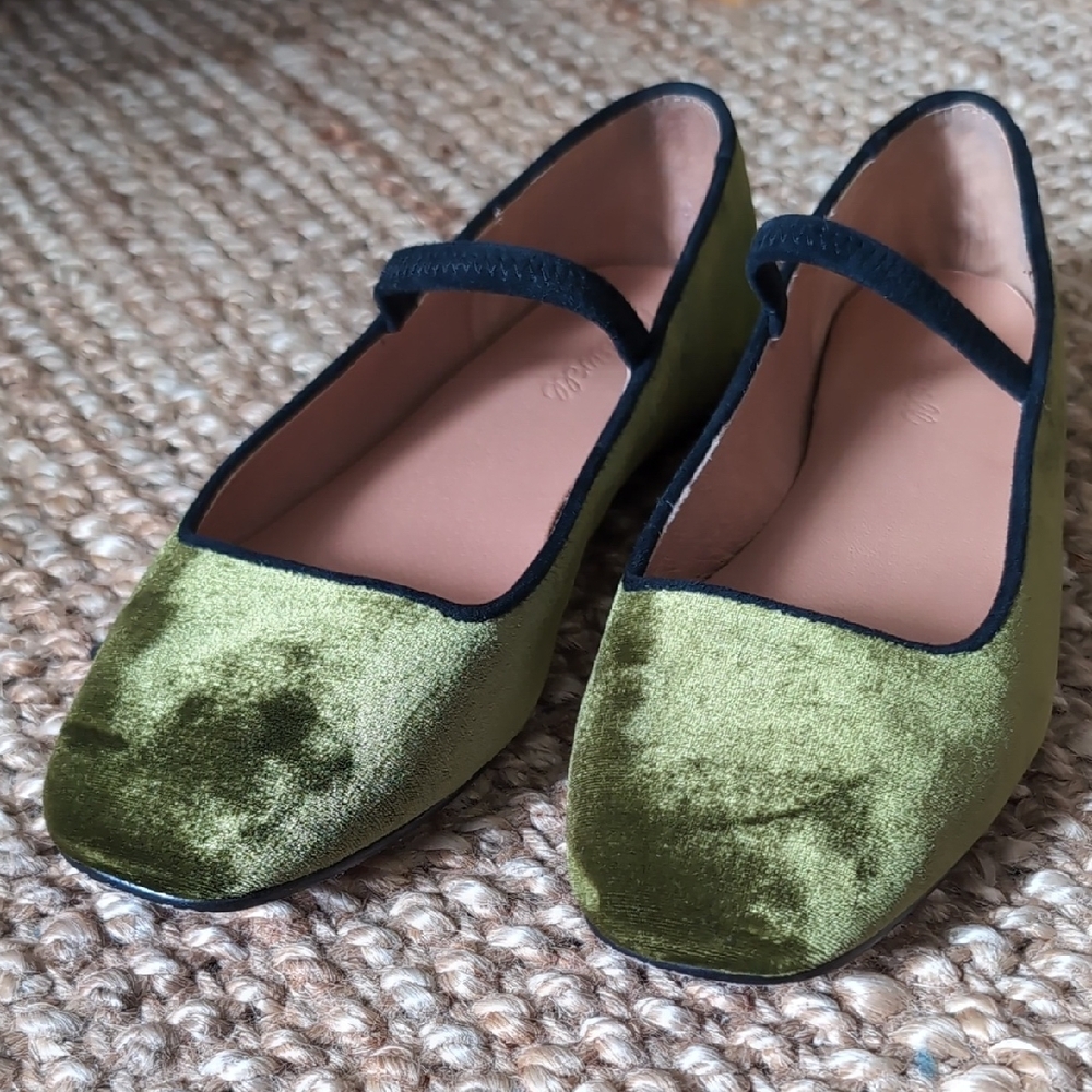 Madewell Olive Velvet Mary Jane Flats